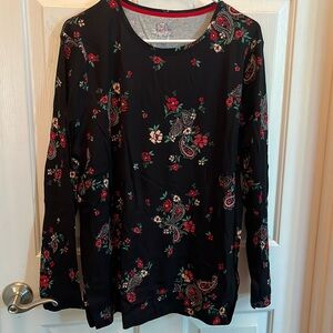 Women’s plus Croft and Barrow classic long sleeve tee